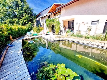 maison de luxe à vendre à ségny