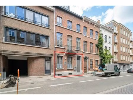 instapklaar handelsgelijkvloers/praktrijkruimte met groot...