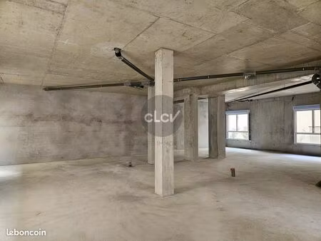 local commercial 172 m² craponne