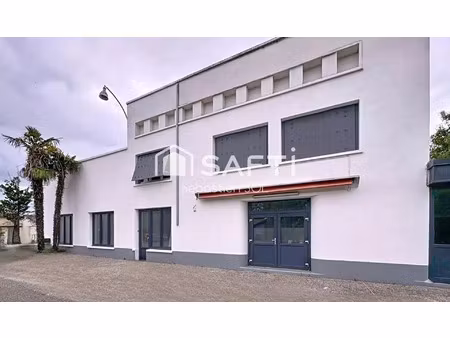 vente commerce 8 pièces 400 m² caussade (82300)