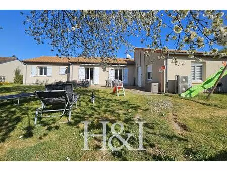 vente maison 5 pièces 145 m² nieuil-l’espoir (86340)