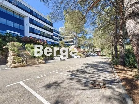 bureau de prestige de 487 m2 en location - garbejaire  france