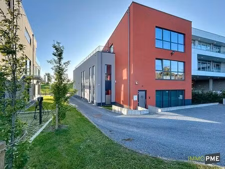 commerce/ bureaux full équipés en sortie d'autoroute