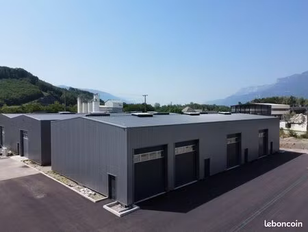 entrepôt /local d’activité 150 m2
