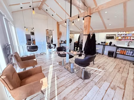 vente locaux professionnels 50 m² à hourtin (33990)  165 000 €