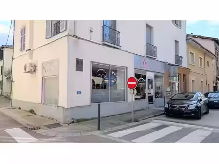 vente locaux professionnels 0 pièces 75 m² à saint-etienne-de-saint-geoirs (38590)  49 000