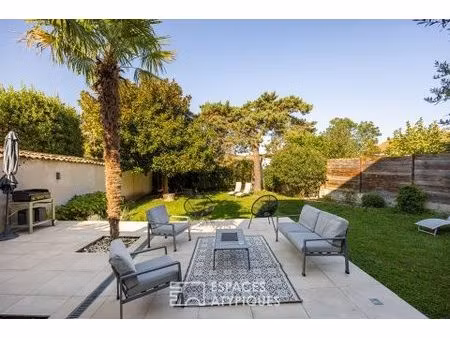 ancienne ferme rénovée avec extension contemporaine