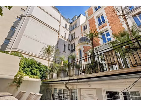 superbe hôtel particulier à deux pas de la place pereire