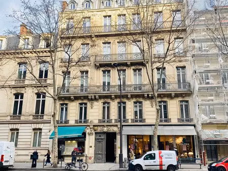 local commercial 139 33 m2 - location pure