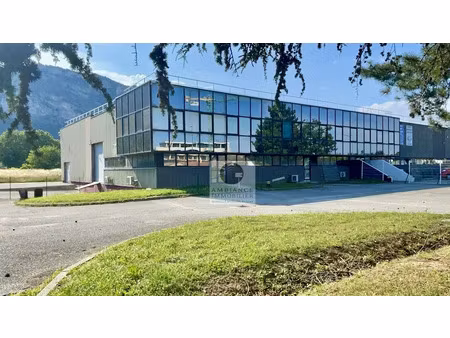 location locaux professionnels 0 pièces 200 m² à guilherand-granges (07500)  1 450 €