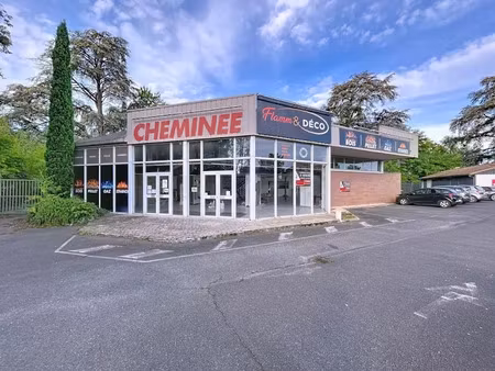 vente locaux professionnels à bergerac (24100)  525 000 €