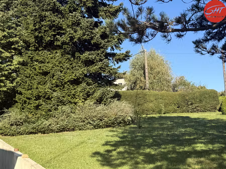 maison des années 60 en viager 4 pièces avec terrain arbor