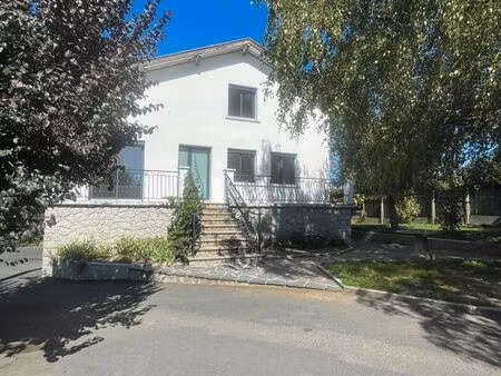 maison 5 pièces 111 m²