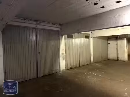 parking à louer - saint-étienne (42) - 82€