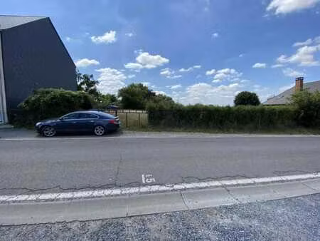 terrain en zone d'hab. à caractère rural à la rue de merbes