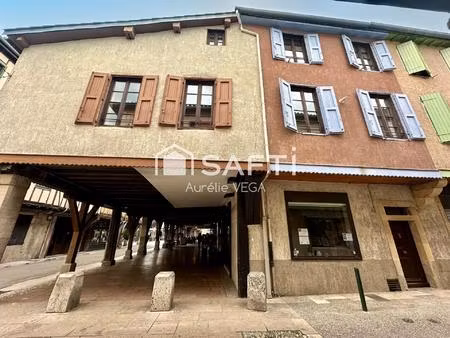 ensemble immobilier avec activité commerciale – cœur de mirepoix