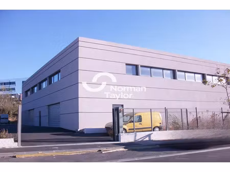 local d'activite a vendre