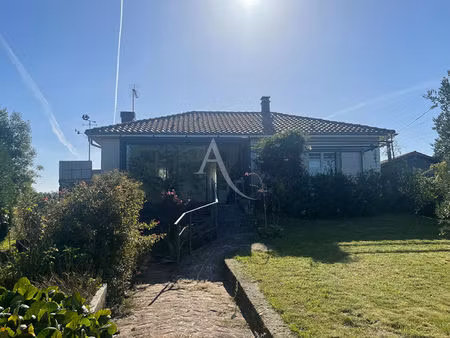 maison saint hilaire des loges