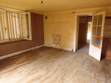 vente maison 5 pièces 110 m² à avricourt (57810)  37 500 €