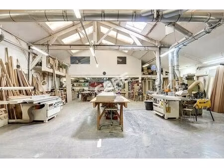 location local d'activités bondy 400 m²