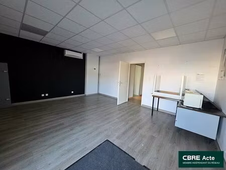 location bureau ludres 54 m²