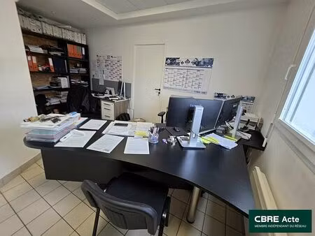 location bureau ludres 69 m²