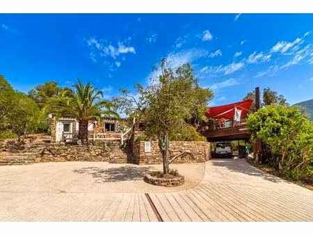 maison de luxe de 2 pièces en vente à piana  corse