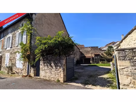 maison 11 pièces 250 m² à vendre / acheter charroux 86250 ? | era immobilier