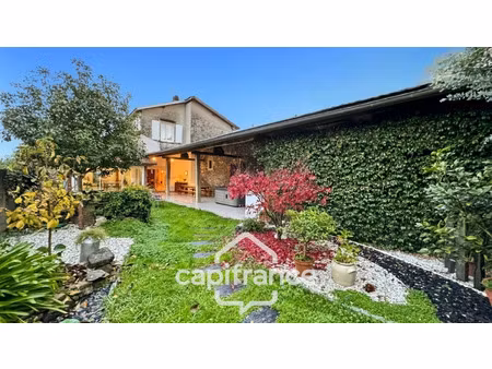 maison à vendre puyoo 7 pièce(s) 261m2 395 000€