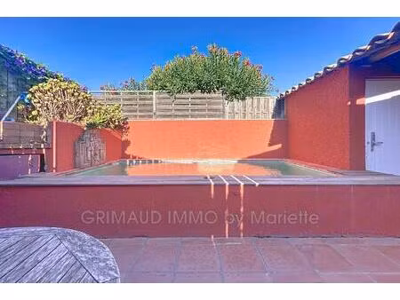 maison avec bassin et 4 chambres