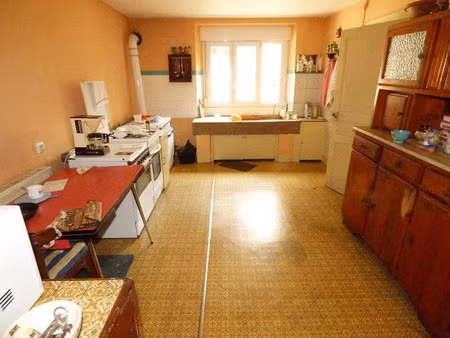 vente maison 8 pièces 250 m² à avricourt (57810)  132 000 €