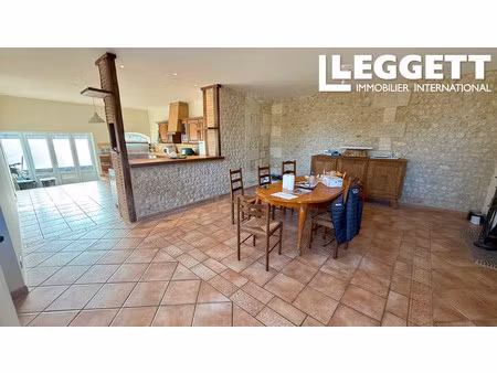 achat maison 8 pièces 282m² montboyer 16620