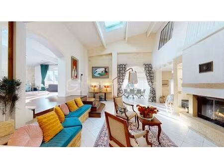 maison de 340 m² à capian