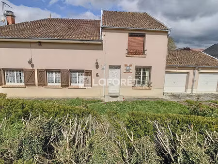 maison t6 villers-le-château à vendre