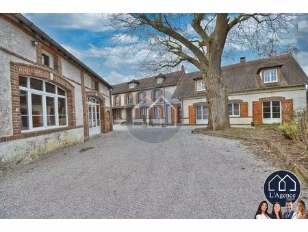 superbe longère rénovée – 6 chambres + 1 bureau et 1 salle de sport – terrain 4758 m² – dé