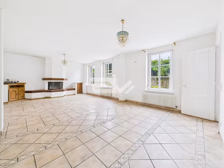 vente maison 10 pièces 254 m² à les septvallons (02160)  198 000 €