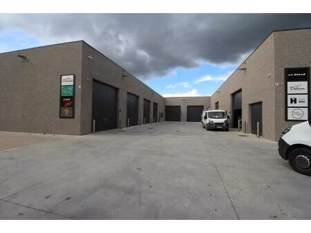 unit  nieuwbouw  te huur voor opslag of productie.