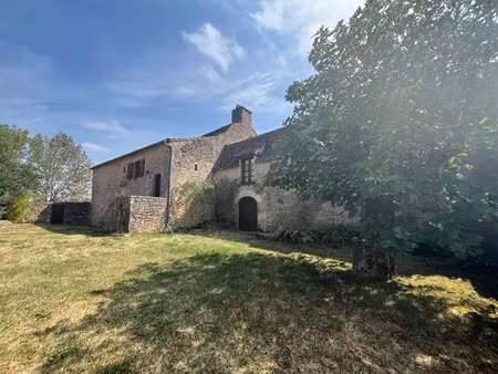 vente maison 5 pièces 220 m² à beauregard (46260)  296 520 €