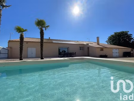 vente maison 8 pièces 219 m² à la vallée (17250)  374 500 €