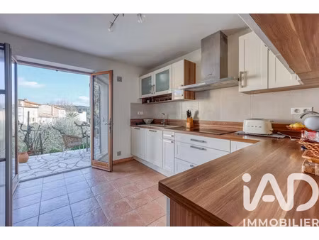 vente maison 4 pièces 114 m² à tourrettes (83440)  385 000 €