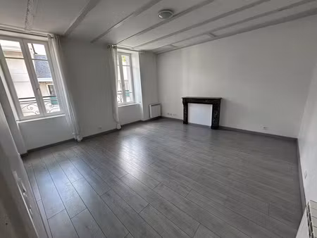 vente appartement 3 pièces 63m2 espalion 12500 - 150000 € - surface privée