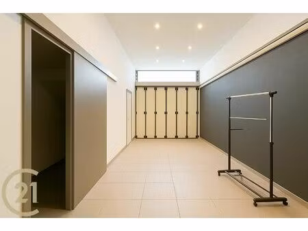 bureaux à vendre à rue edouard valcke 14 tournai (vbd31703)