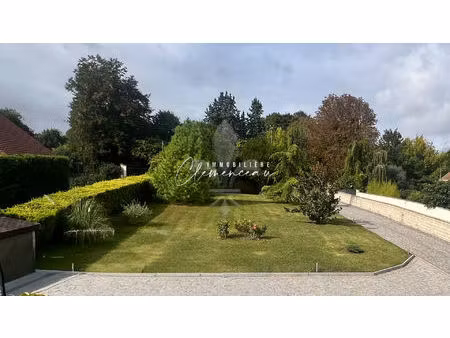 terrain medan 723 m2