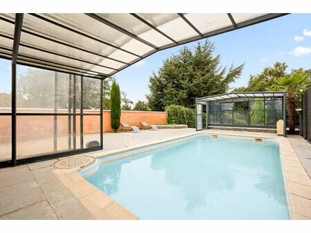 mionnay  ancien corps de ferme  175m²  piscine  terrain 1056m²