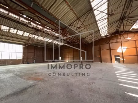 a louer / stockage et bureaux 600 m2 / fleury sur andelle -