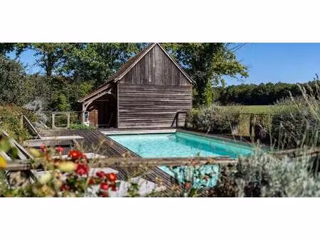 maison avec piscine et terrasse lavaré (72)