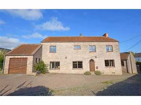 spacieuse villa 4 chambres