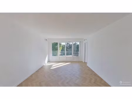 location appartement 5 pièces 97 m² à chatillon (92320)  2 500 €