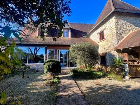 maison de charme à coulaures de 105 m²