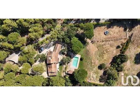 maison avec piscine et jardin roquebrune-sur-argens (83)